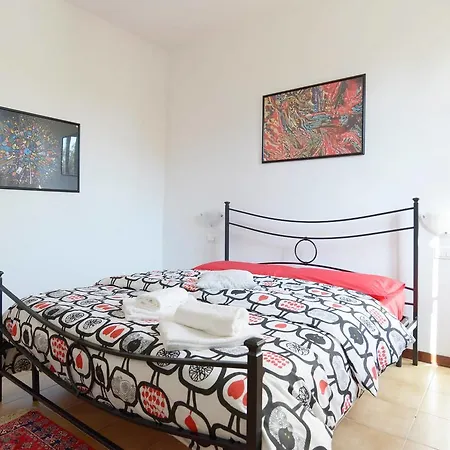 Mario 1310 Apartman Velence