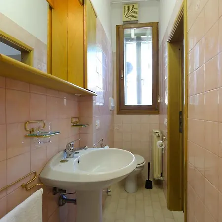 Mario 1310 Apartman *