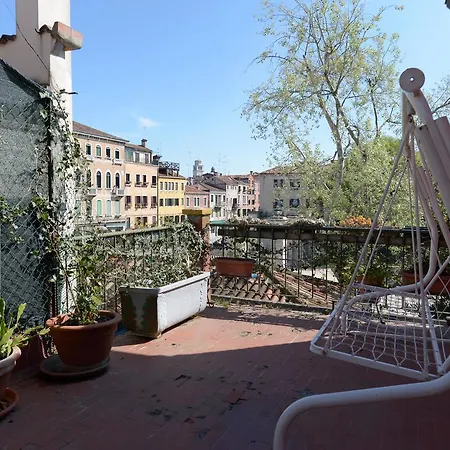 Mario 1310 Apartman